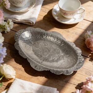 Vintage Rodney Kent Hand-Wrought Hammered Aluminum Oval Serving Tray Model #406